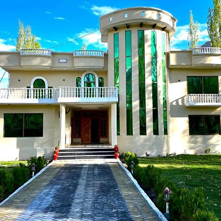 Skardu Saraye Hotel & Resort Εξωτερικό φωτογραφία