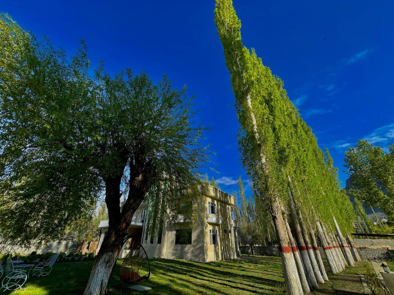 Skardu Saraye Hotel & Resort Εξωτερικό φωτογραφία